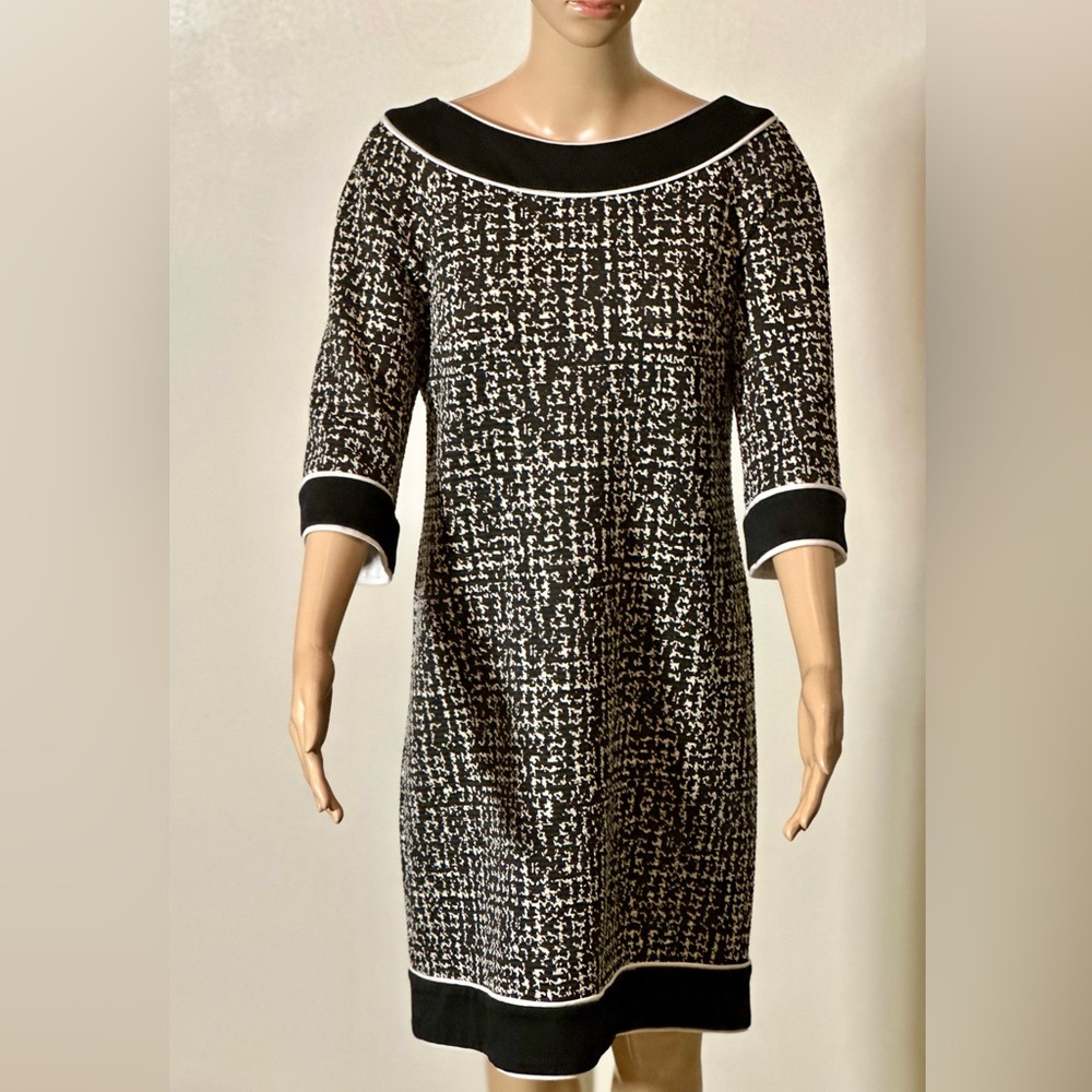 New Directions Black and White Long Sleeve Dress